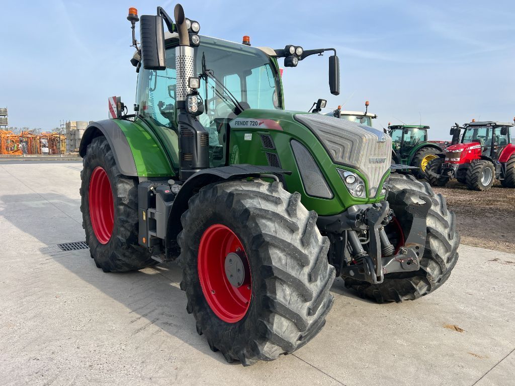Fendt 720 Vario Power Tractor €110,000