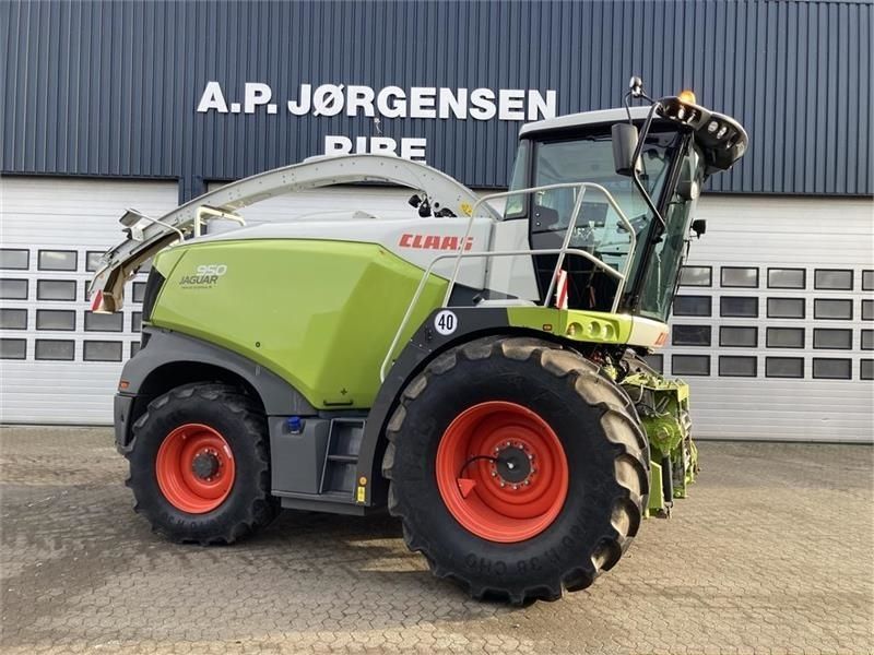 E-FARM: Claas Jaguar 950 - Самоходный кормоуборочный комбайн - id VFB1IV4 - 315 077 € - Год выпуска: 2021 - Отработанные часы: 1 455,Мощьность двигателя: 585,Дания