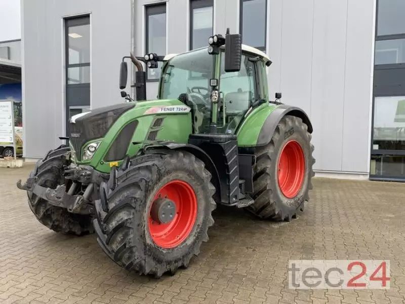 Fendt 724 Vario Трактор 82 500 €