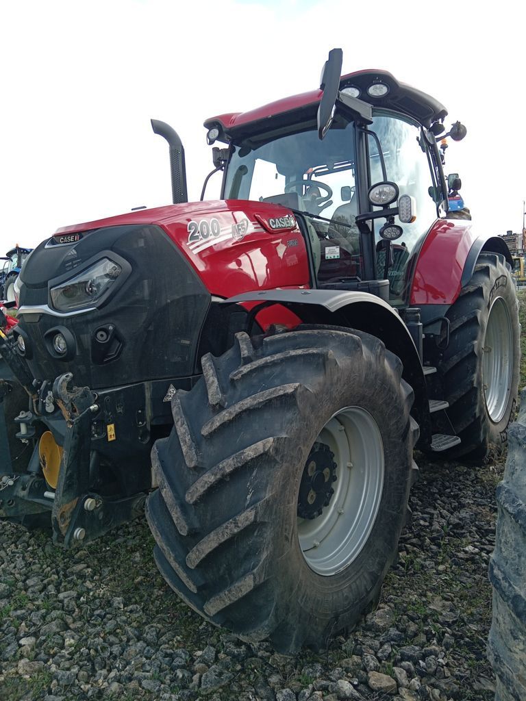 Case IH Puma 200 CVX Tractor