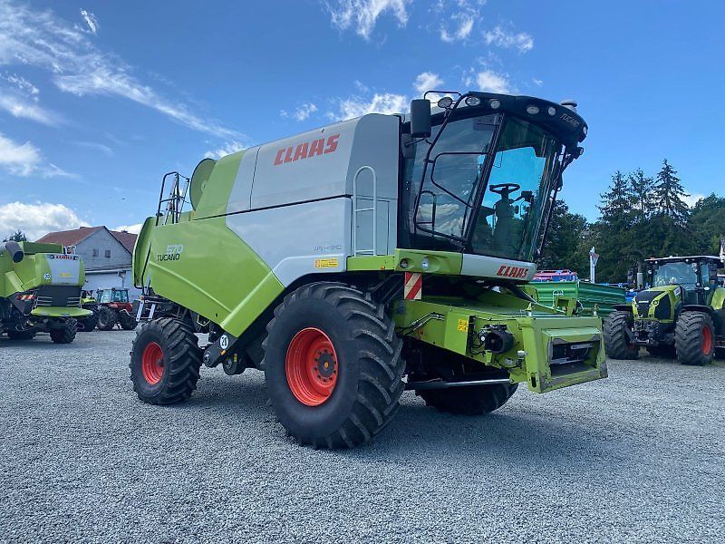 E-FARM: Claas Tucano 570 - Combine harvester - id THNB11C - €159,000 - Year of construction: 2014 - Engine hours: 1,350,Engine power (HP): 353,Germany