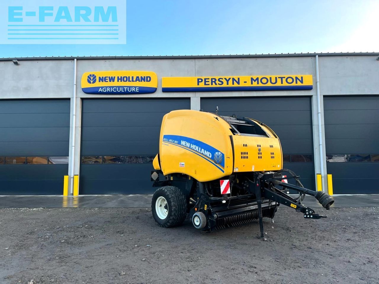 New Holland rb 180 superfeed Baler €23,000