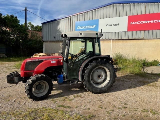 Massey Ferguson 3340 s Tractor €16,900