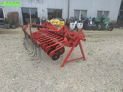 E-FARM: Kverneland scharschiene cx 3,0 m s-striegel - Drill - id P8K4QX1 - €5,900 - Year of construction: 2008 - Germany