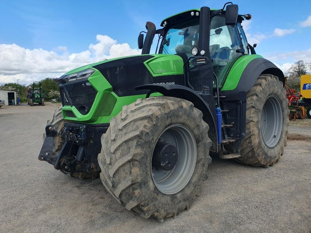 Deutz-Fahr 9340 TTV tractor €105,000