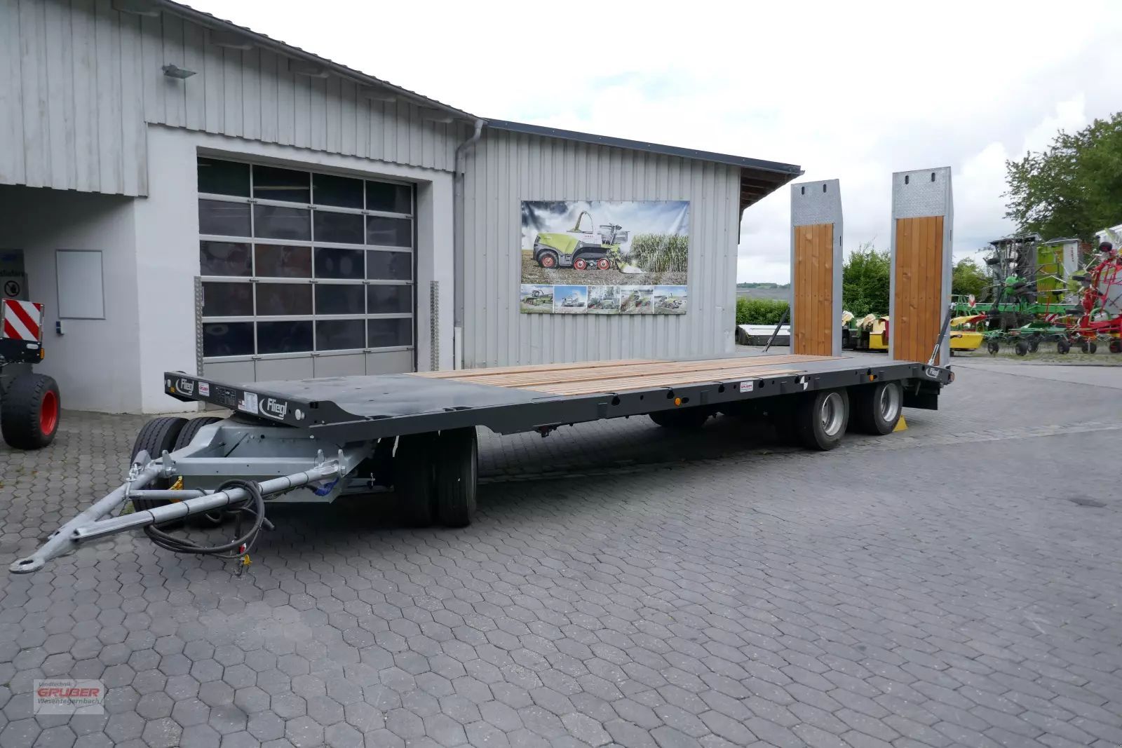 E-FARM: Fliegl dtl 300 p - Anhänger - id ECRMSFX - 34.650 € - Baujahr: 2025 - Deutschland