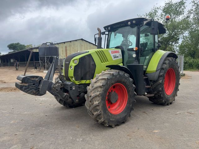 Claas Arion 620 Tractor €48,500