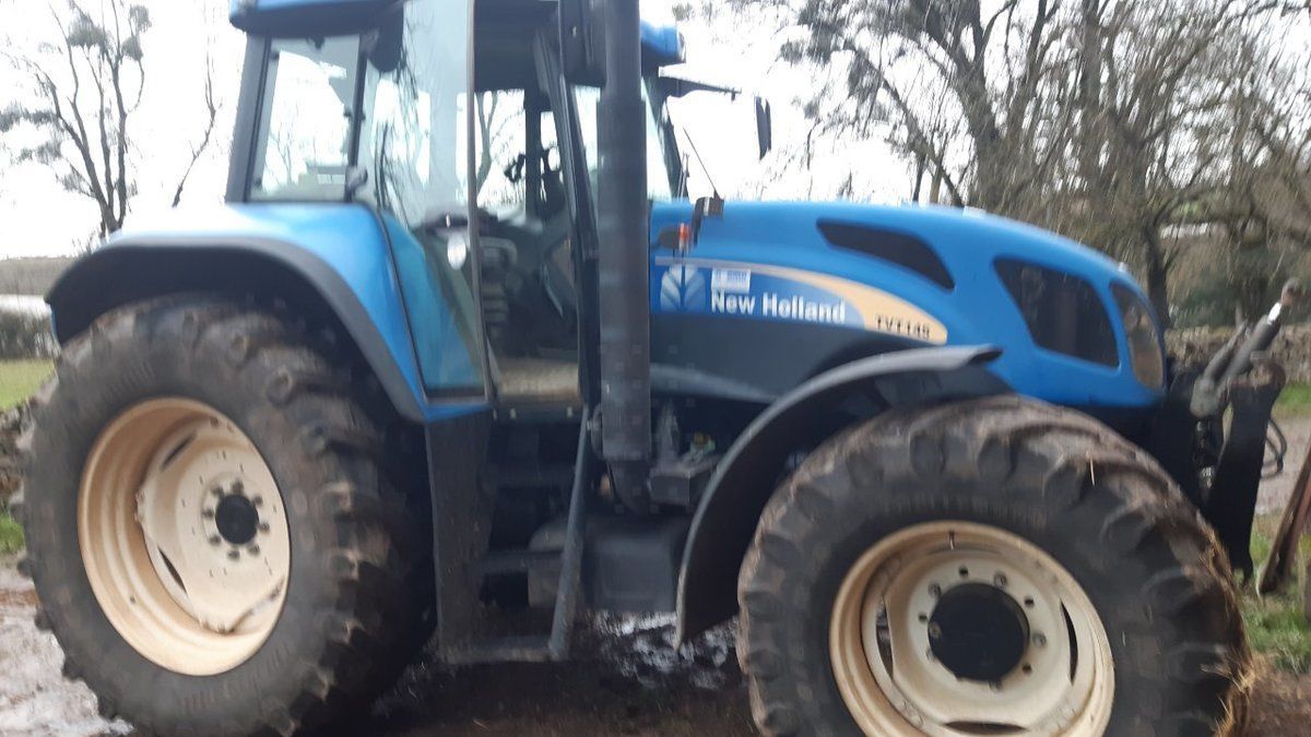 New Holland TVT 145 Traktor 26 000 €