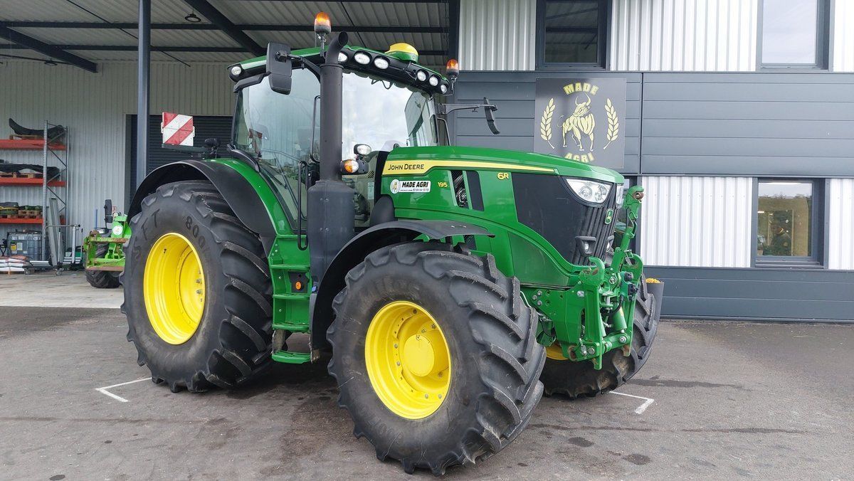 John Deere 6R 195 Tractor €149,900
