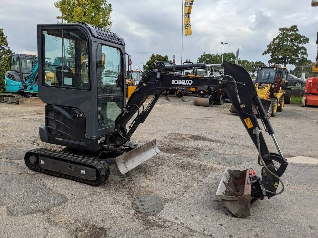 Kobelco SK 17 SR 3E Mini excavator €25,000