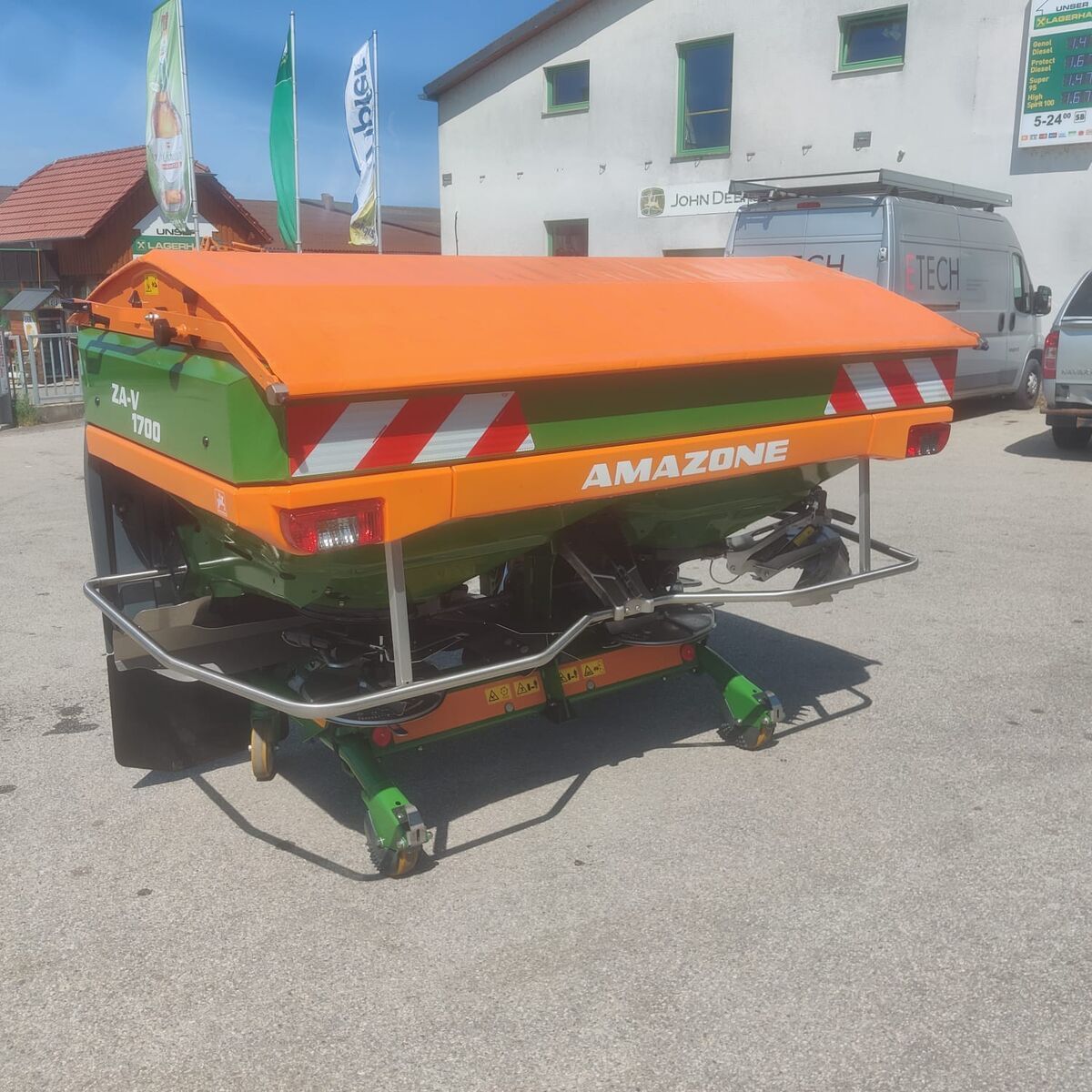 E-FARM: Amazone za-v 1700 - Fertiliser spreader - id IFEUYWL - €14,071 - Year of construction: 2019 - Austria