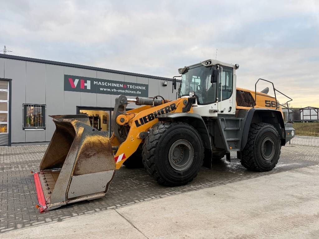 Liebherr l 566 Ładowarka kołowa 115 000 €