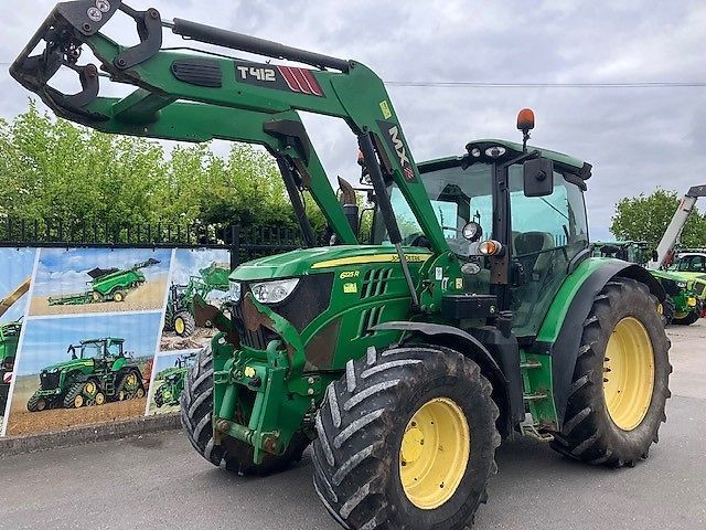 E-FARM: John Deere 6125 R - Tractor - id 59CBSLB - 52.526 € - Año: 2013 - Horas: 5095,Potencia del motor: 125,Reino Unido