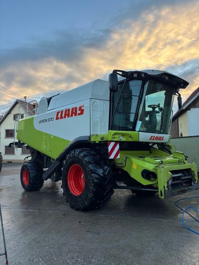 Claas Lexion 570 Combine harvester €80,000