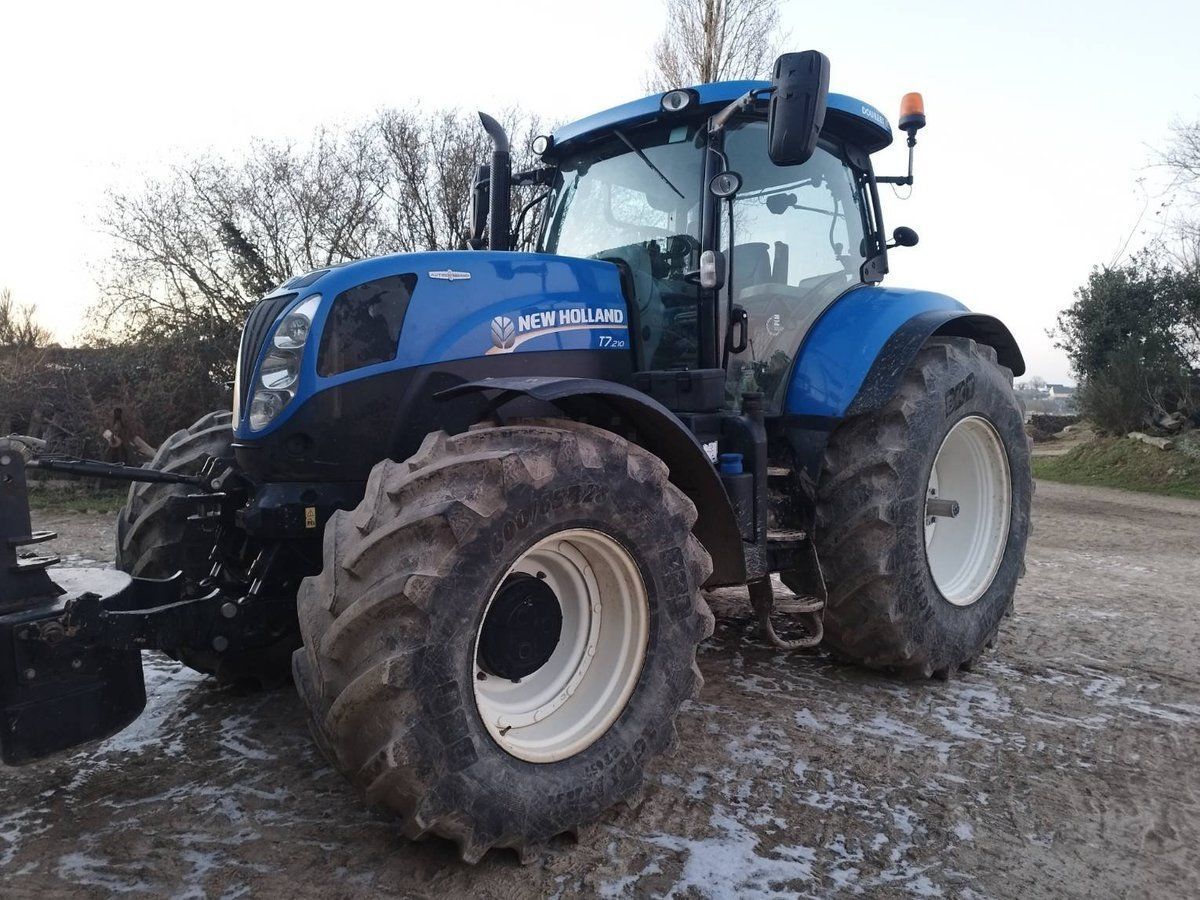 New Holland T7.210 Tractor €43,000