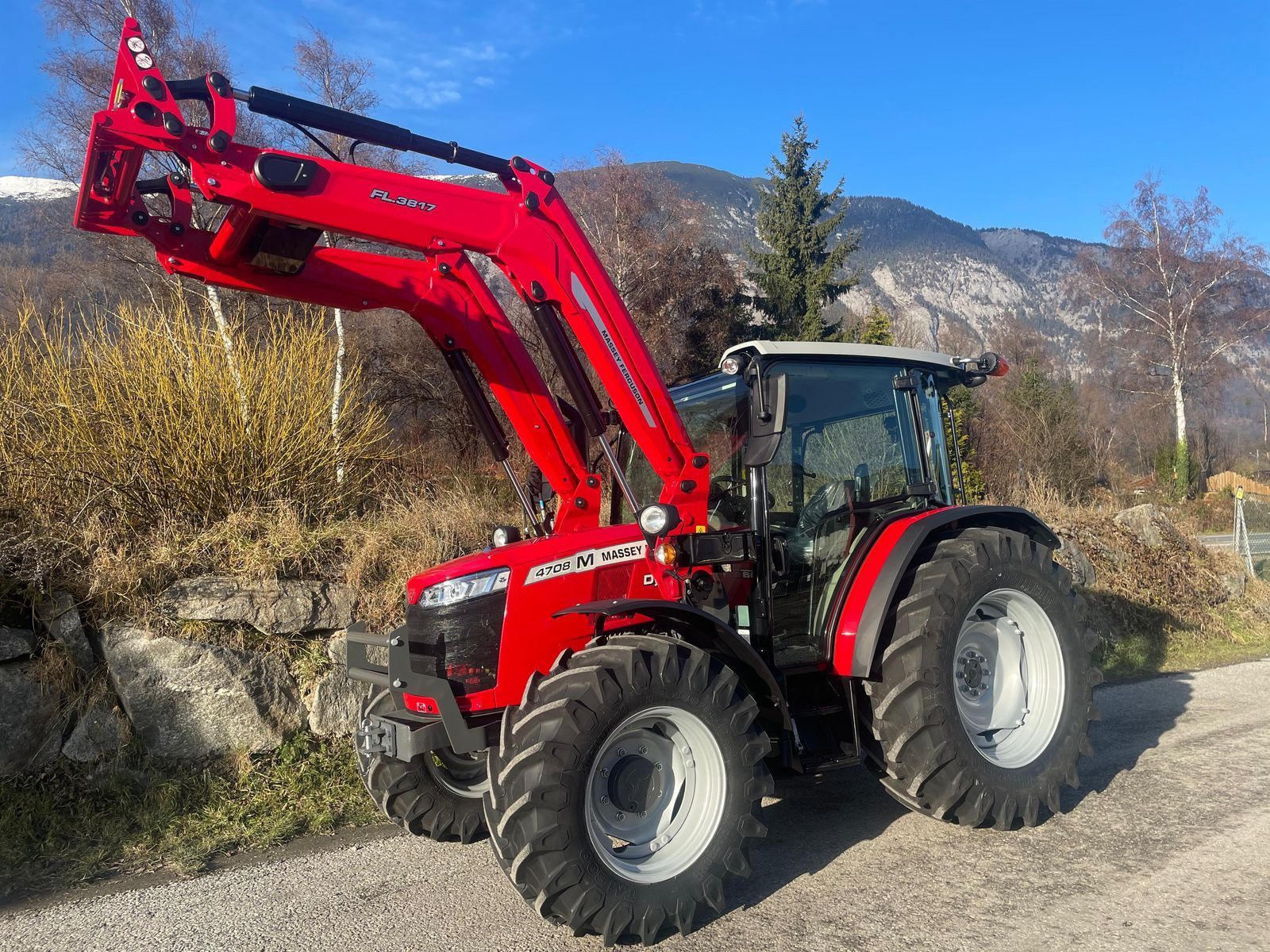 Massey Ferguson 4708 M Τρακτέρ 60.834 €