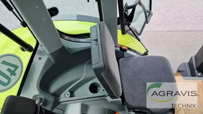 Claas Arion 550 CMATIC Tractor €84,500