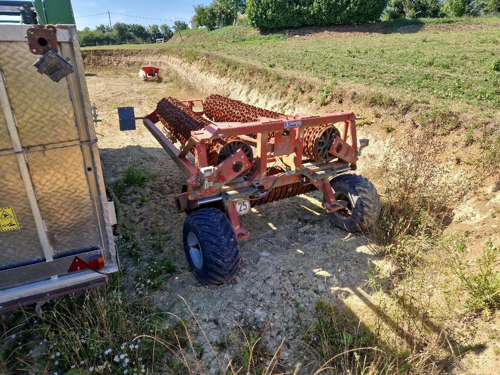 Kverneland Actiroll 830 Presse e rulli 9.500 €