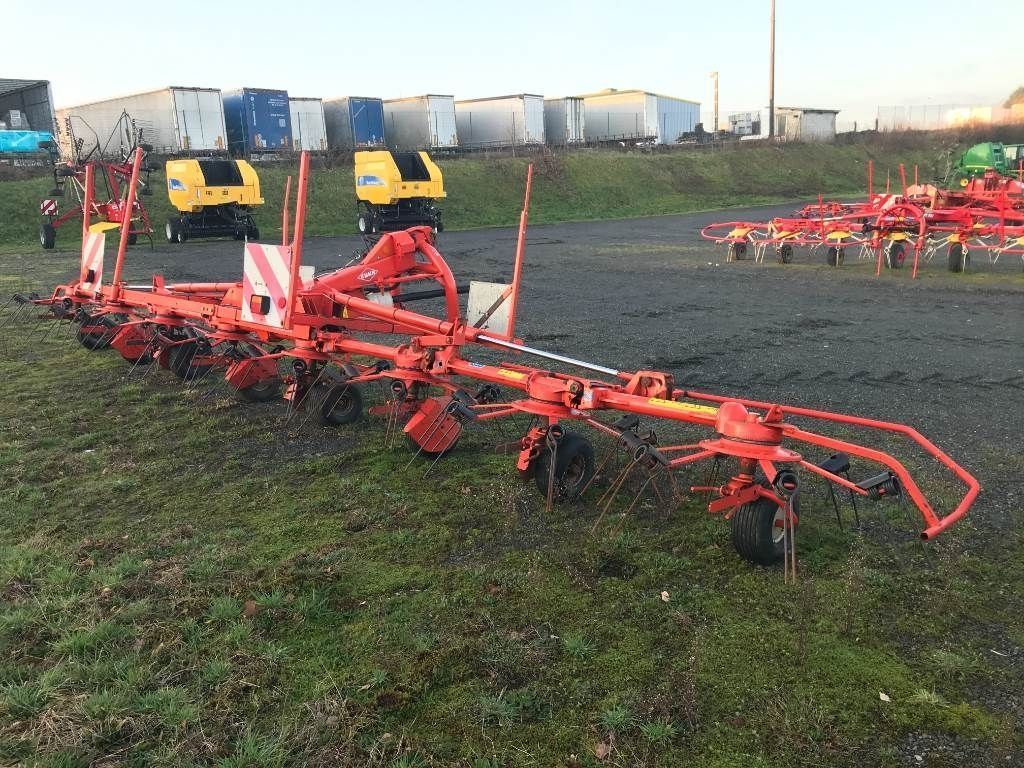 Kuhn GF 8501 MH Tedder €5,300