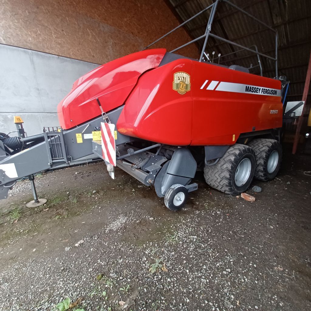 Massey Ferguson 2260 Baler €75,049