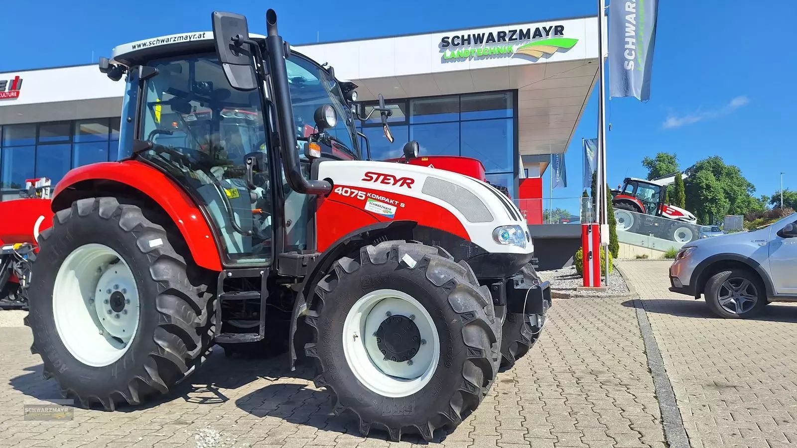 E-FARM: Steyr Kompakt 4075 - Traktor - id LJ4KE3R - Rok produkcji: 2025 - Moc silnika: 75,Austria