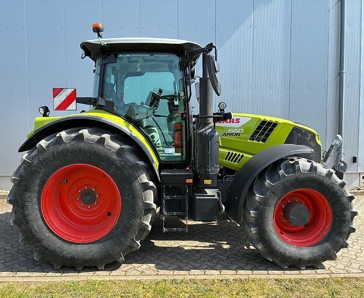 Claas Arion 660 Tractor €128,500