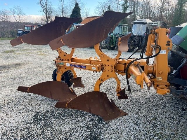 E-FARM: Moro Aratri warrior bvm 18 ap - Aratro - id 2V4GNTH - 7.500 € - Anno di costruzione: 2009 - Italia