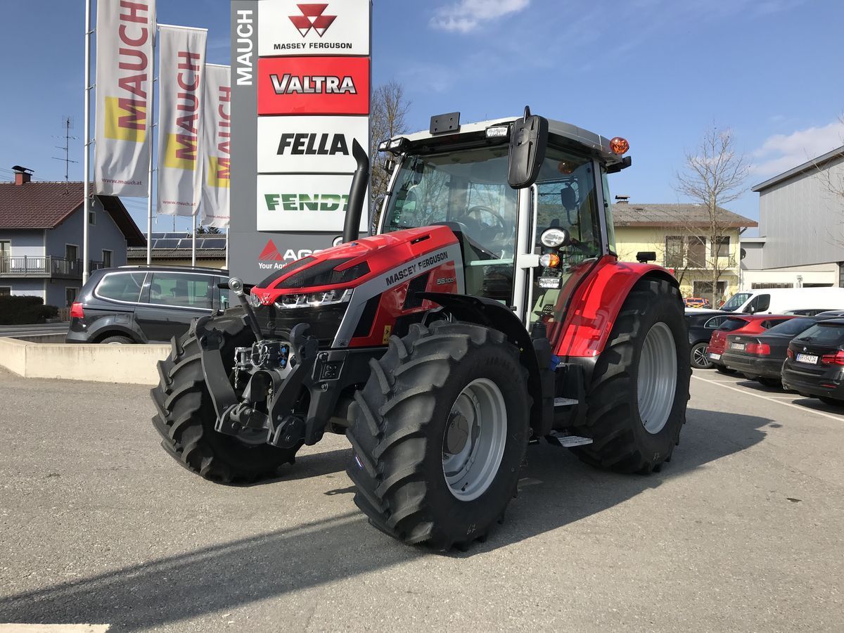 E-FARM: Massey Ferguson 5S.105 Efficient - Tractor - id XSRXBP4 - Year of construction: 2023 - Engine hours: 70,Engine power (HP): 105,Austria