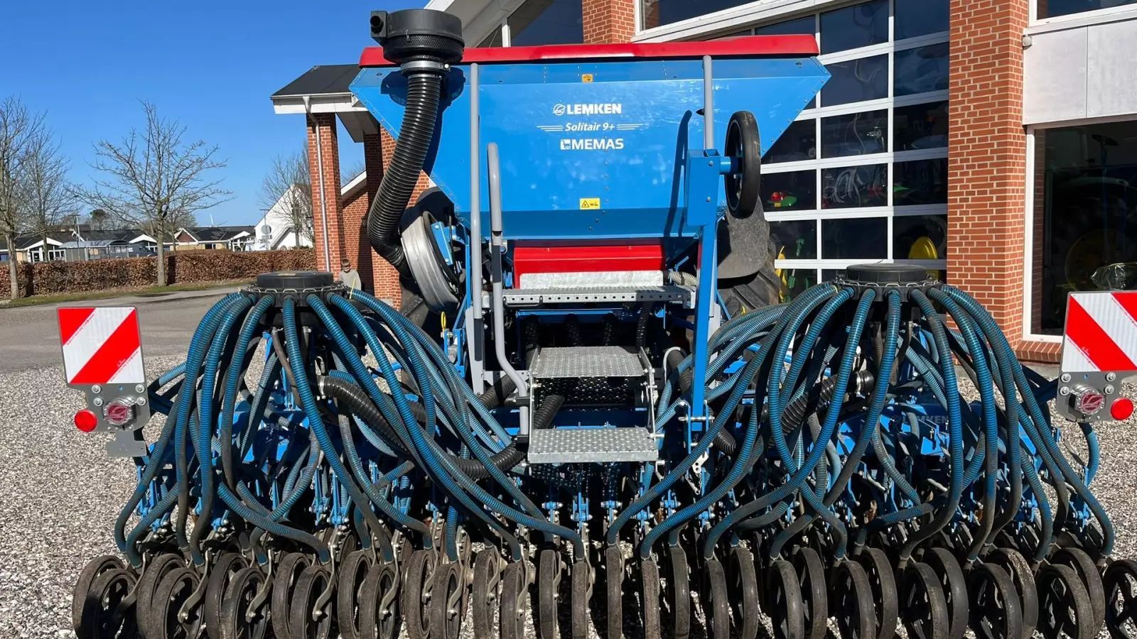 Lemken 9+/400 lifthængt Combinație de semănatoare 39.937 EUR