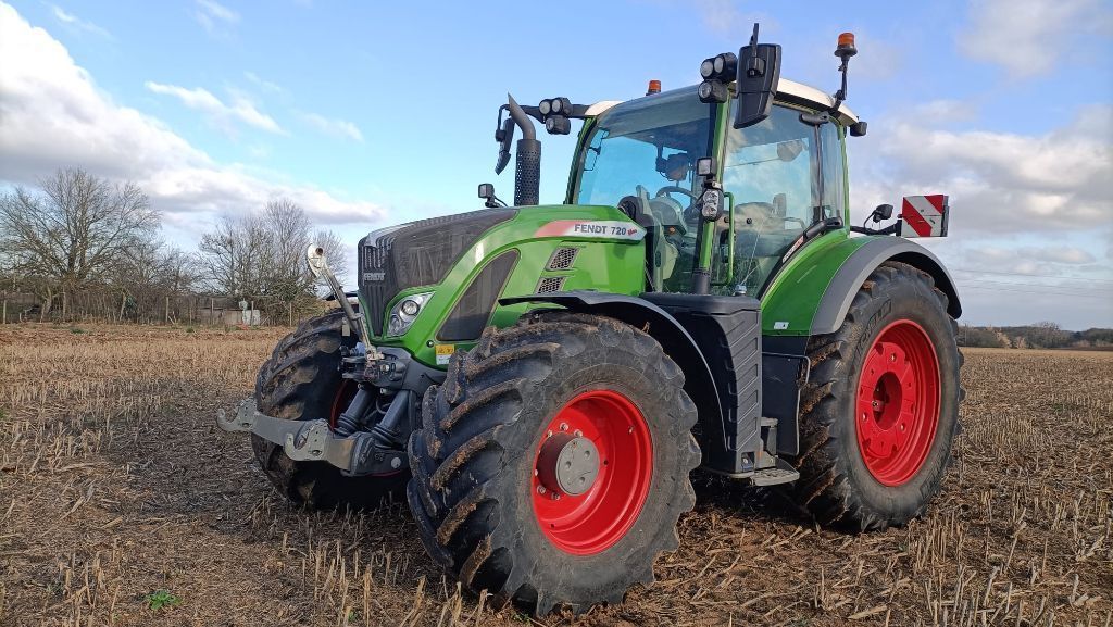 Fendt 720 Vario Profi Plus Trattore 135.000 €