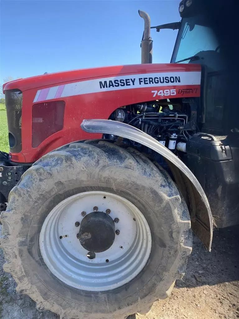 Massey Ferguson 7485 Dyna-VT Tractor €43,495