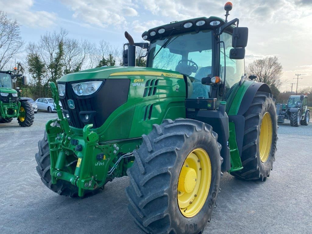 E-FARM: John Deere 6145 R - Tractor - id F3FJHKX - Year of construction: 2018 - Engine hours: 6,510,Engine power (HP): 145,France