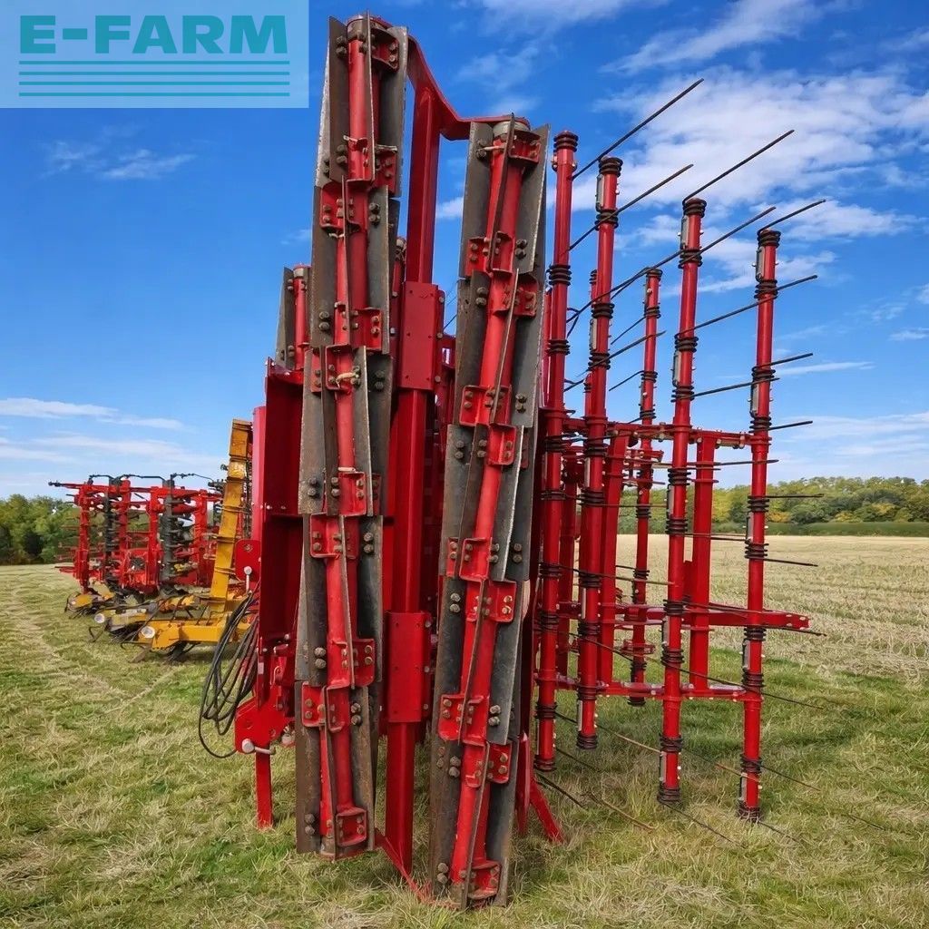 HORSCH cultro 6 metre stubble rake with twin front crimpa rolls, 2022 Cultivateur 23 085 €