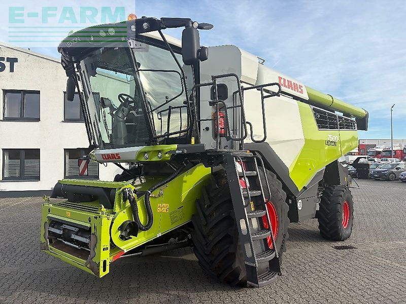Claas Lexion 7500 Combine harvester €264,500