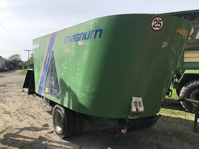 Faresin tmrvd1400 Futtermischwagen 12.500 €