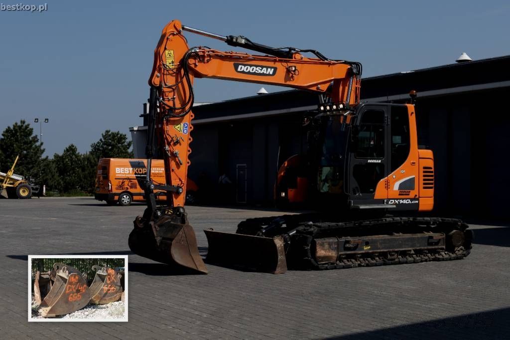 Doosan dx 140 lcr-5 Gravemaskine med larvebånd 76.000 €