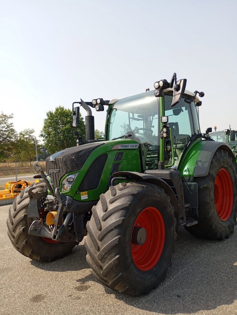 Fendt 514 Vario Power Traktor 76 000 €
