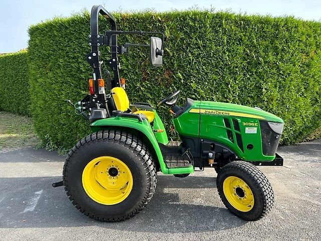 John Deere 3038 E Tractor €19,900
