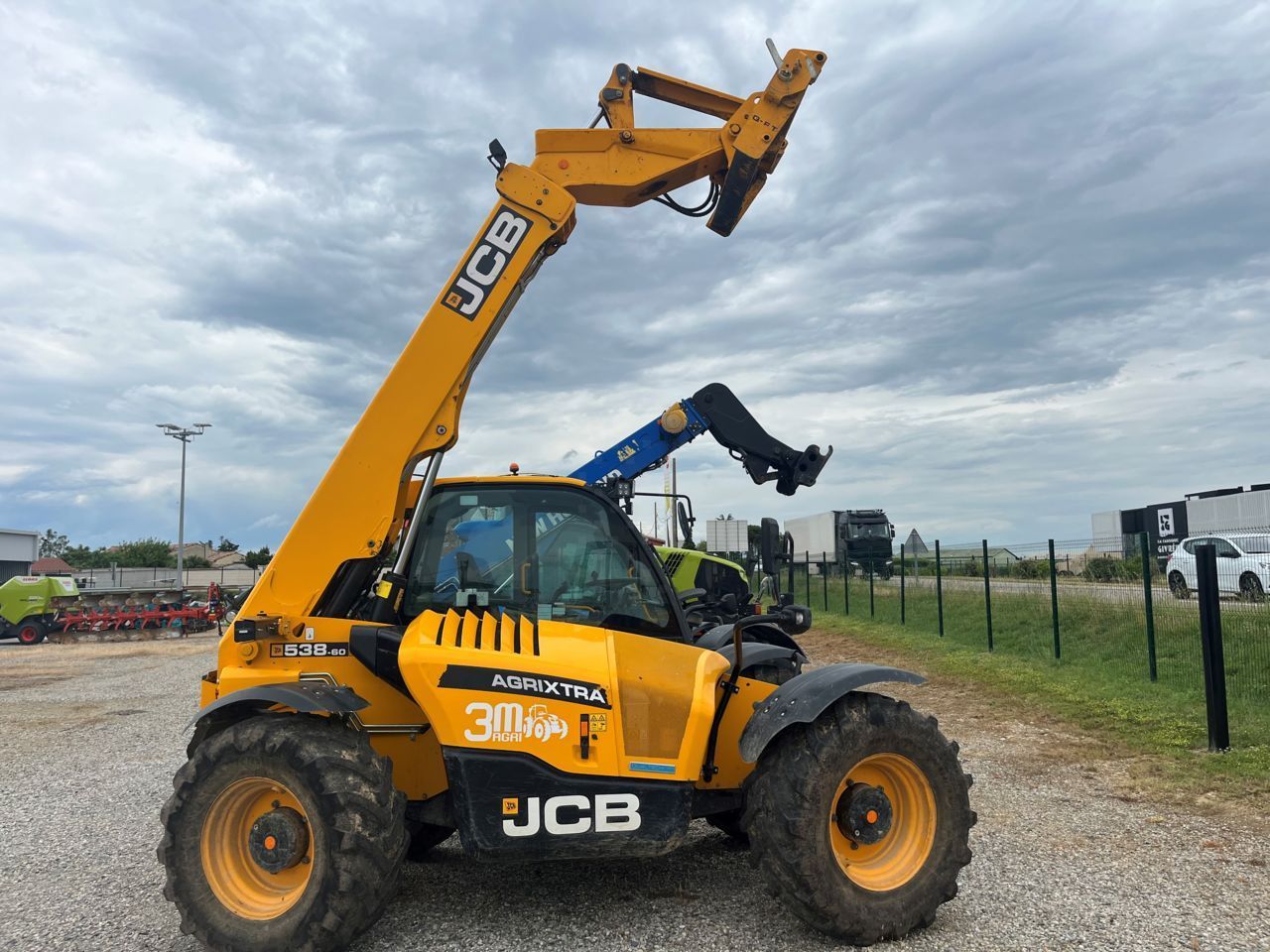 E-FARM: JCB 538-60 agrisuper - Telehandler - id LTVI91Y - €88,500 - Year of construction: 2023 - Engine hours: 1,708,France