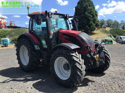 E-FARM: Valtra N114e - Tractor - id ZDEG5GF - €66,000 - Year of construction: 2018 - Engine hours: 2,865,Engine power (HP): 115,France