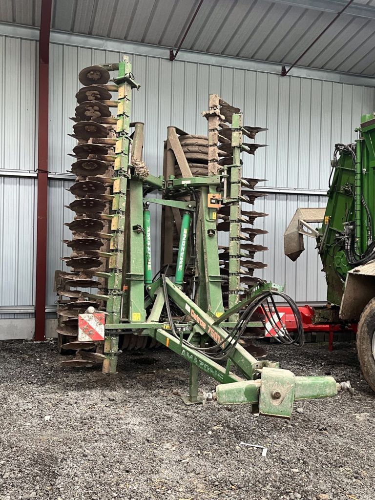 E-FARM: Amazone catros 7501-t - Cultivator - id EGDF89J - €16,000 - Year of construction: 2007 - France