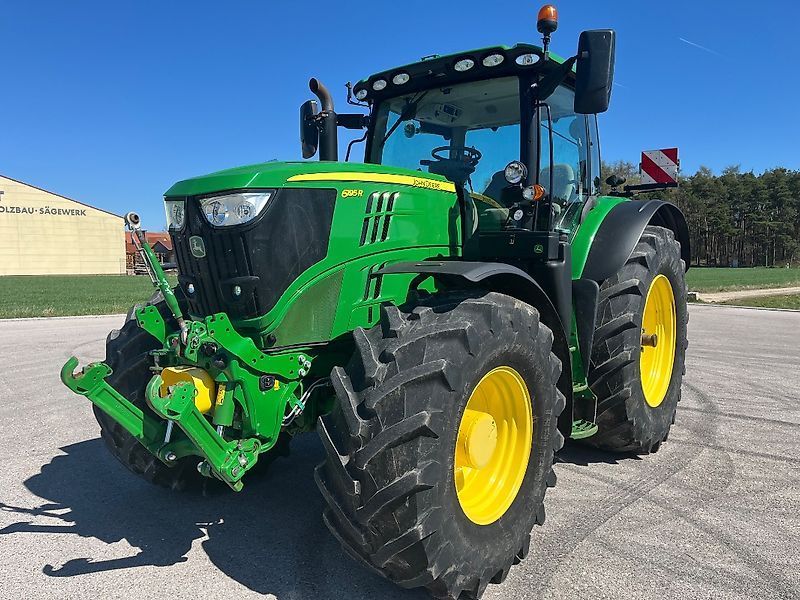 John Deere 6195 R Tractor €125,000