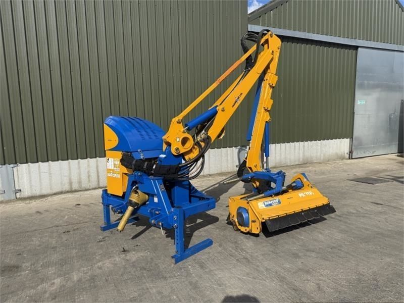E-FARM: Bomford bomford hawk evo 6.5 hedge cutter - Heckenmäher - id LILDUMM - Baujahr: 2021 - Vereinigtes Königreich
