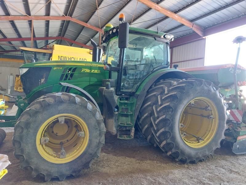 E-FARM: John Deere 6175 R - Traktor - id 54EKUXG - 82.000 € - Produktionsår: 2015 - Motortimer: 4.100,Motoreffekt (HP): 175,Frankrig