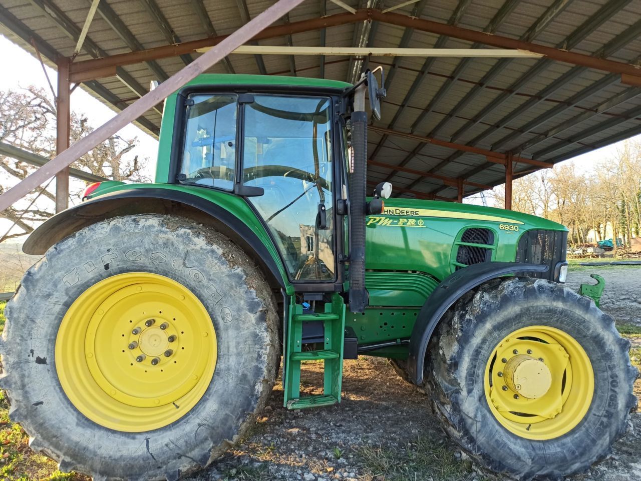 John Deere 6930 Premium Traktor 65 000 EUR