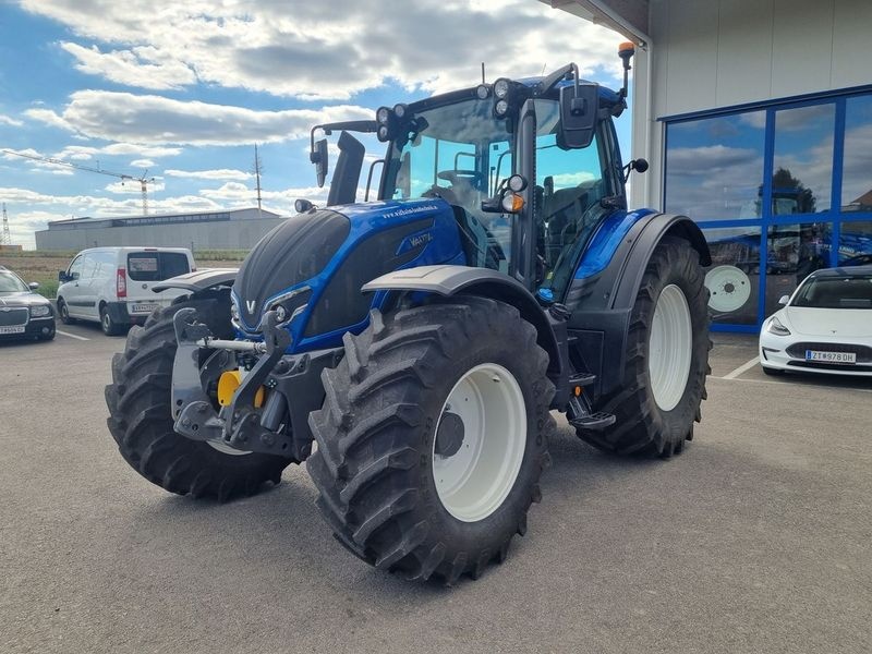 Valtra N175 tractor €116,583