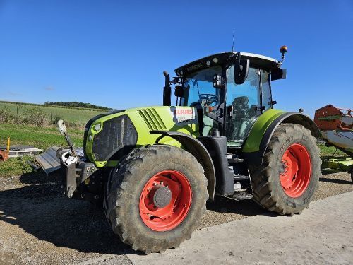 E-FARM: Claas Arion 650 CMATIC CEBIS - Traktor - id DMR2WSX - 76.000 € - Baujahr: 2017 - Abgelesene Motorstunden: 3.200,Motorleistung (PS): 184,Frankreich