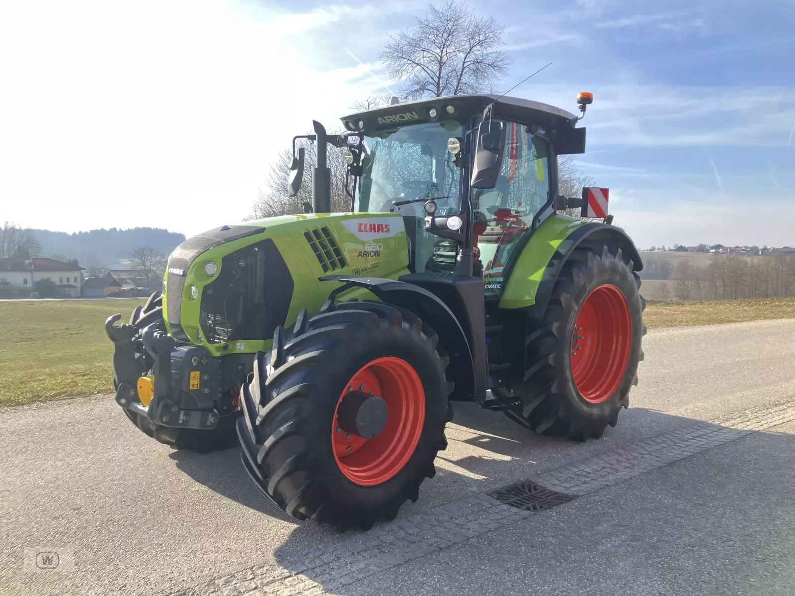 E-FARM: Claas Arion 660 CMATIC CEBIS - Tracteur - id QAI2HK1 - 141 583 € - Année: 2023 - Lecture du nombre d'heure: 550,Puissance du moteur (chevaux): 205,Autriche