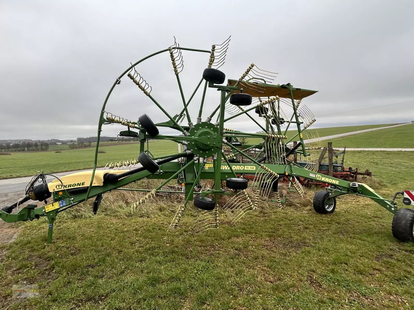 E-FARM: Krone Swadro TS 740 - Rendsodró - id 1W22863 - 21 500 EUR - Gyártási év: 2020 - Németország