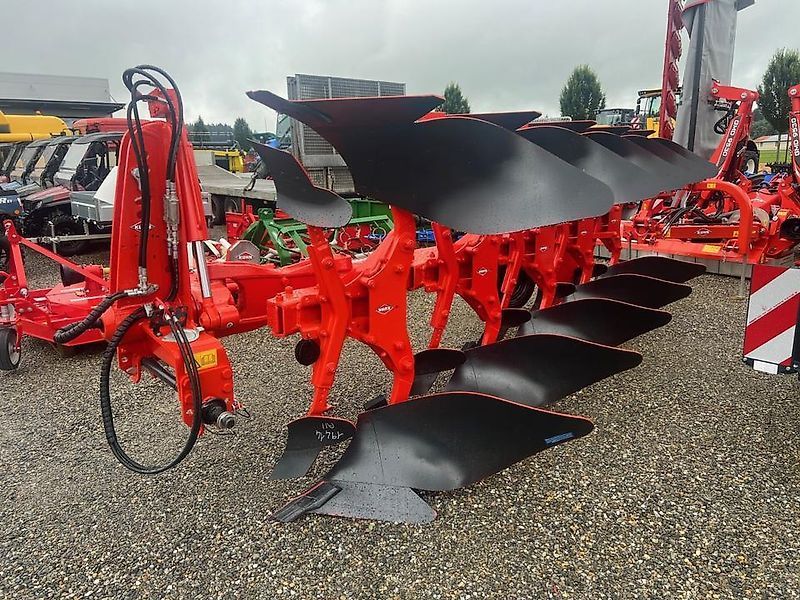 E-FARM: Kuhn multi master pflug 123 *lagernd* inkl. mwst. aktion - Pflug - id 8J3KP8H - 26.894 € - Deutschland